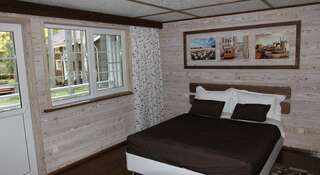 Гостиница Загородный клуб Эдем Шуя  Двухместный номер с 1 кроватью, вид на озеро-64
